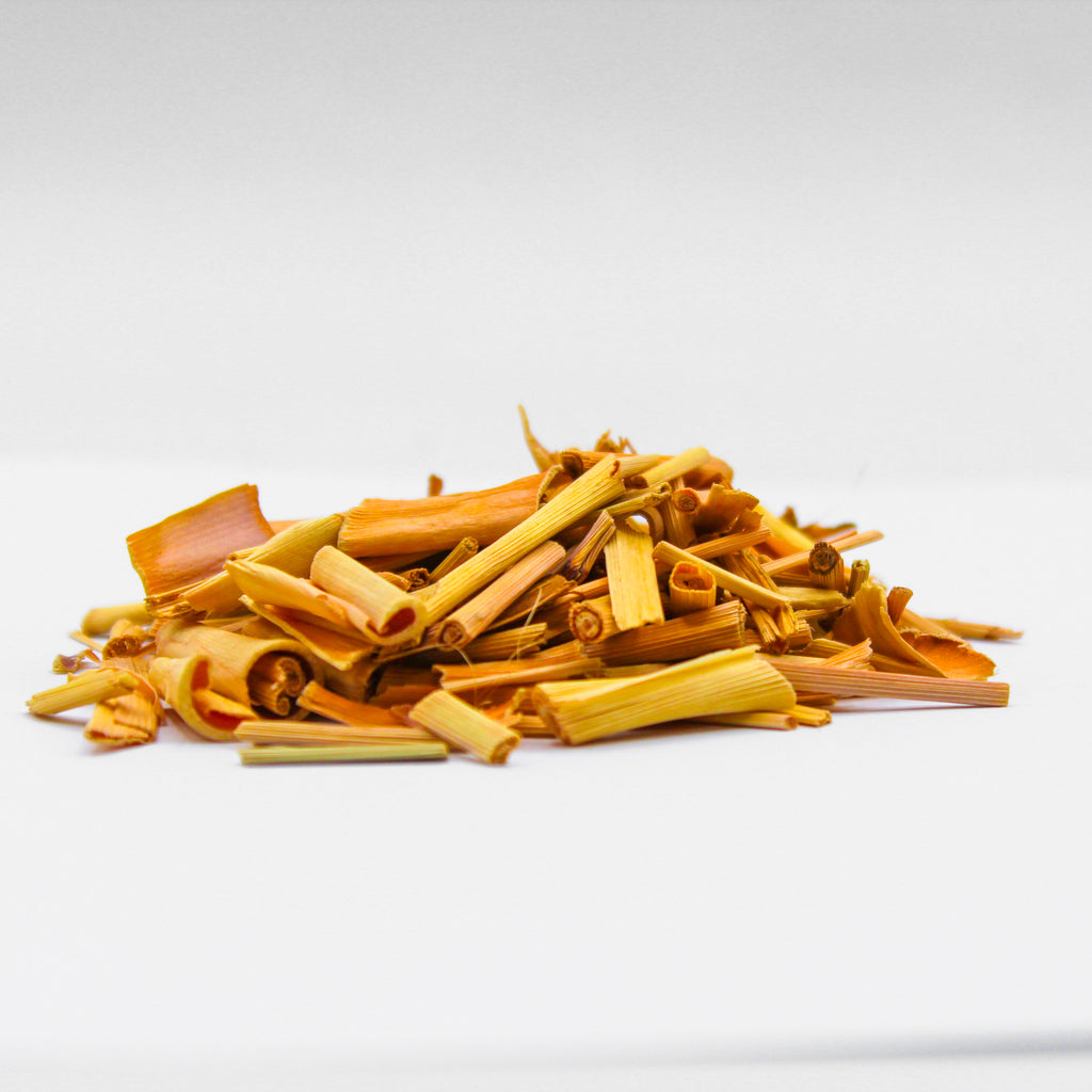 Botanical Name: Cymbopogon
Common Names: Citronella Grass, Barbed Wire Grass, Cochin Grass, Malabar Grass, Lemongrass, लेमनग्रास, لیمون گھاس, シトロネラグラス, 茅草