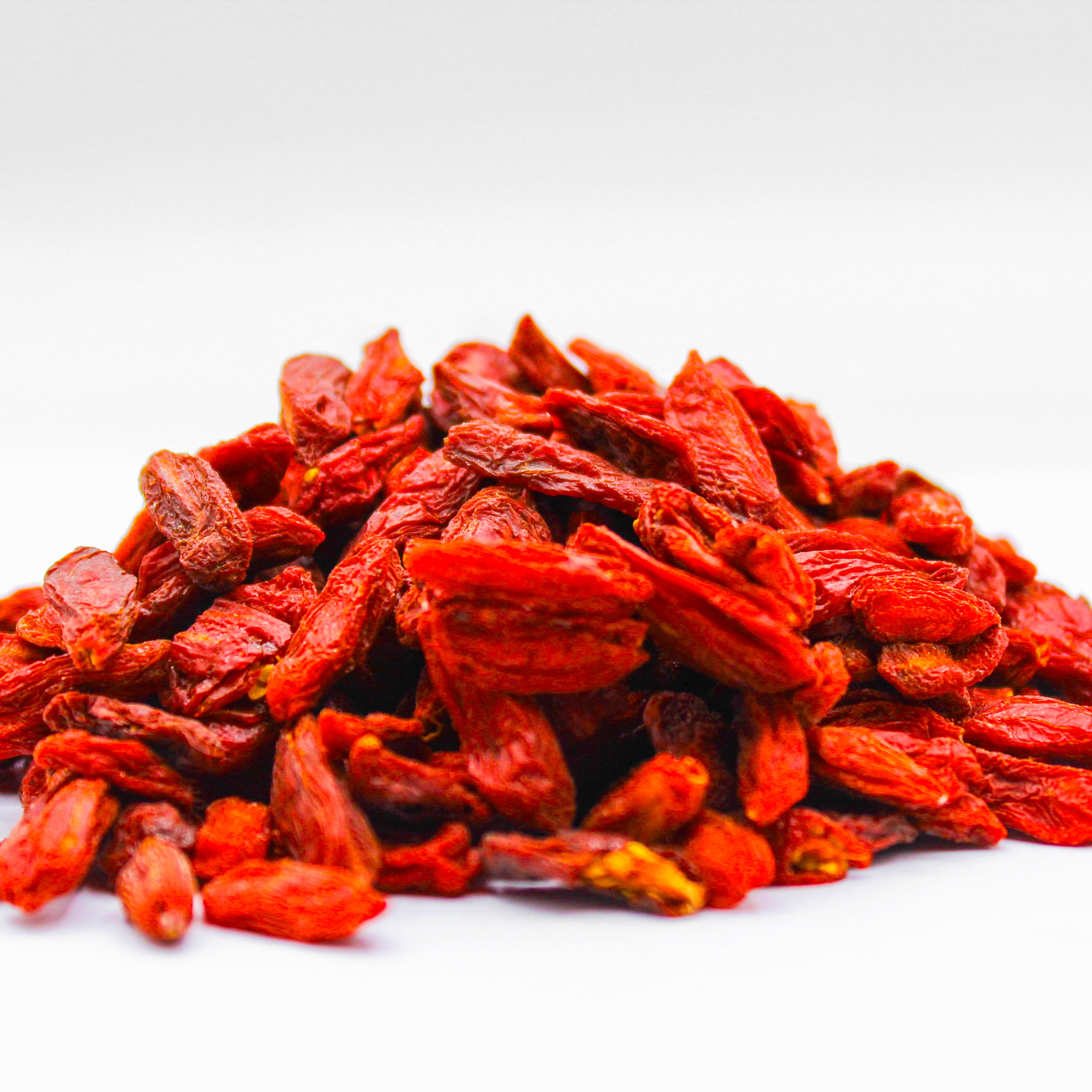Chirchataa, Wolf Berry, Little Red Berry,&nbsp;غوجي التوت,&nbsp;गोजी जामुन, wolfberries, Chinese wolfberries, matrimony vine, Chinese boxthorn, Duke of Argyll's tea tree, Tibetan goji, Himalayan goji, barbary matrimony vine, and Lycium barbarum, Goji Berries
