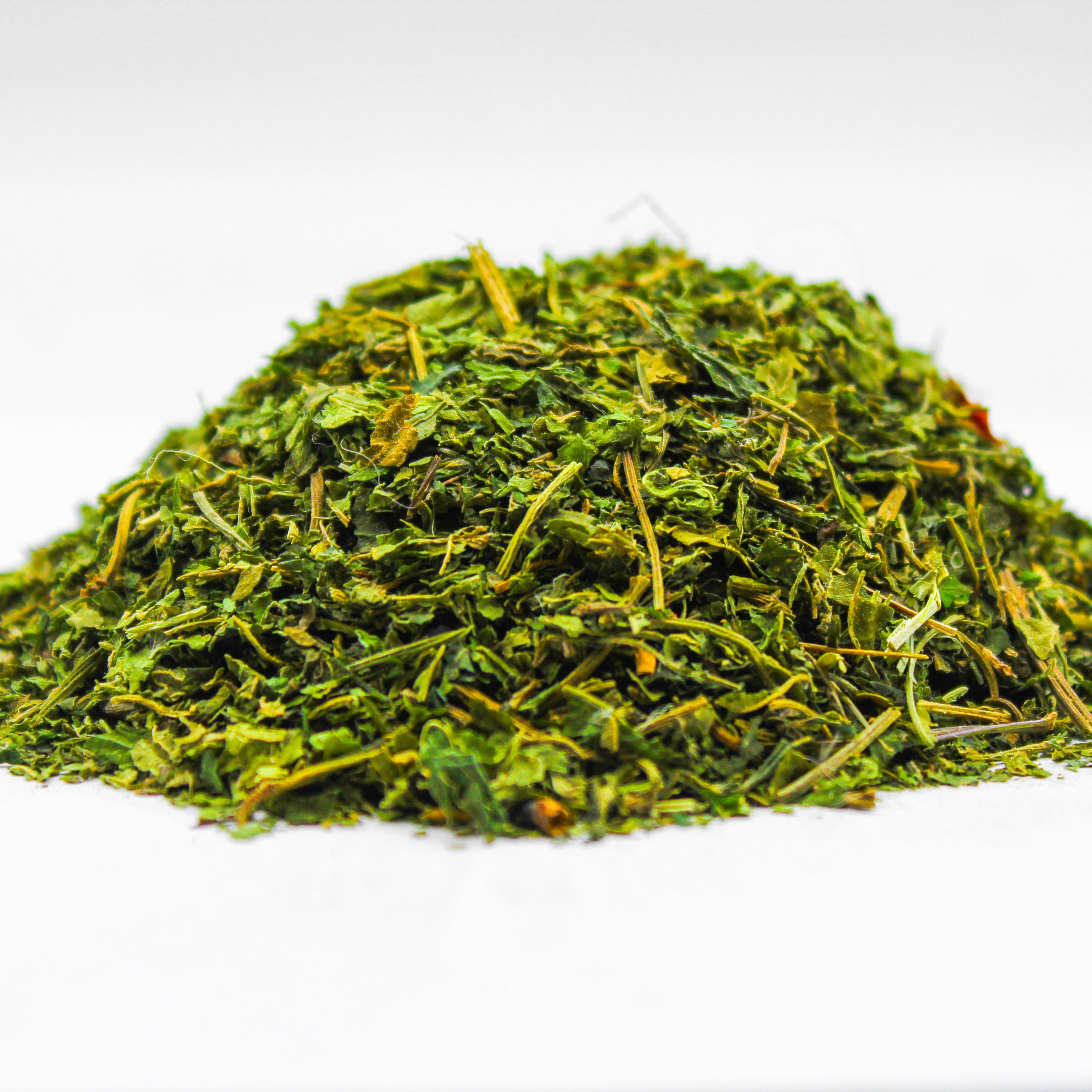 Botanical Name: Urtica dioica
Common Names: Stinging Nettle, Common Nettle, Nettle Leaf, Nettleweed, Ortiga, Brennessel, Ortica, Nessel, Grande Ortie, Ortiga Mayor, Jiu Wang Ye, Gharbha, Chichicaste, Kopriva, Krapivnica, Nælde, Nõges, Pihlaja, Zhuldar, Shishka, Takip-kohol, Dara Hujan, Singoalaga