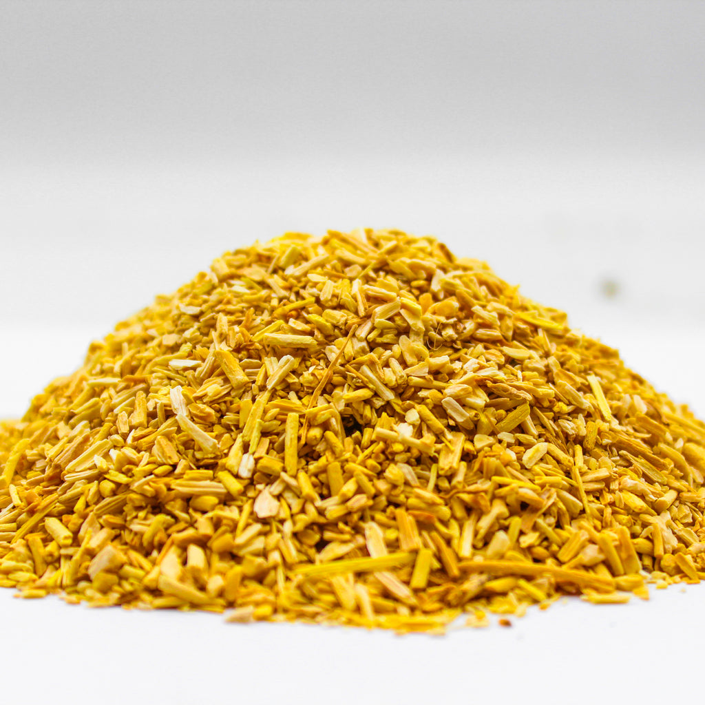 Botanical Name: Asparagus racemosus
Common Names:

English: Wild Asparagus, Indian Asparagus, Climbing Asparagus
Sanskrit: Shatavari, Satavar, Shatamuli ("One Hundred Roots")
Hindi: Shatavari, Safed Musli
Tamil: Thaneervittan Kilangu
Malayalam: Shathavari
Telugu: Pilli Gaddalu
Kannada: Aheruballi
Bengali: Shatamuli
Urdu: Asparagus ki Jad
Persian: Asparag
Other Names: Buttermilk Root, Hundred Roots, Nokkirakizhangu