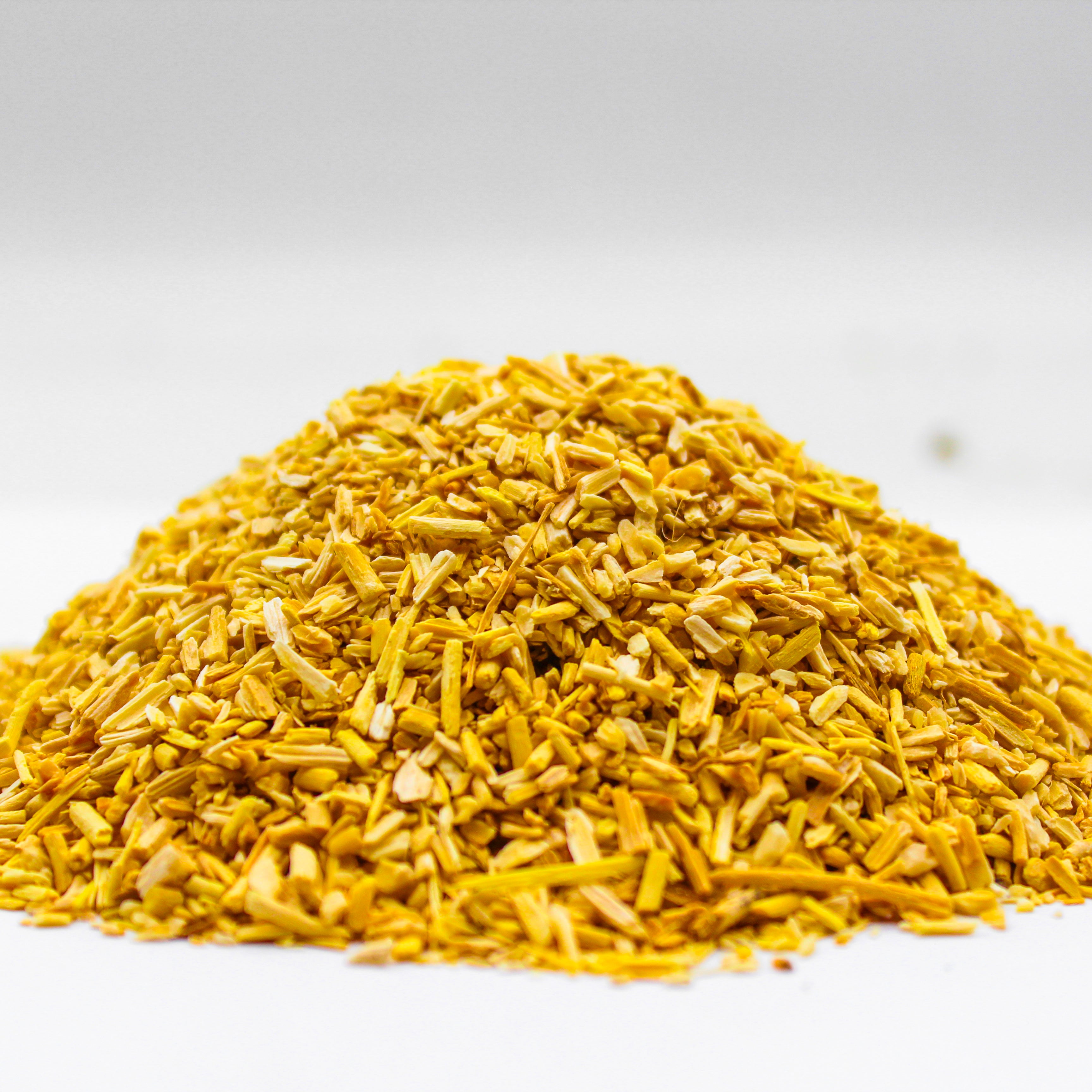 Botanical Name: Asparagus racemosus
Common Names:

English: Wild Asparagus, Indian Asparagus, Climbing Asparagus
Sanskrit: Shatavari, Satavar, Shatamuli ("One Hundred Roots")
Hindi: Shatavari, Safed Musli
Tamil: Thaneervittan Kilangu
Malayalam: Shathavari
Telugu: Pilli Gaddalu
Kannada: Aheruballi
Bengali: Shatamuli
Urdu: Asparagus ki Jad
Persian: Asparag
Other Names: Buttermilk Root, Hundred Roots, Nokkirakizhangu