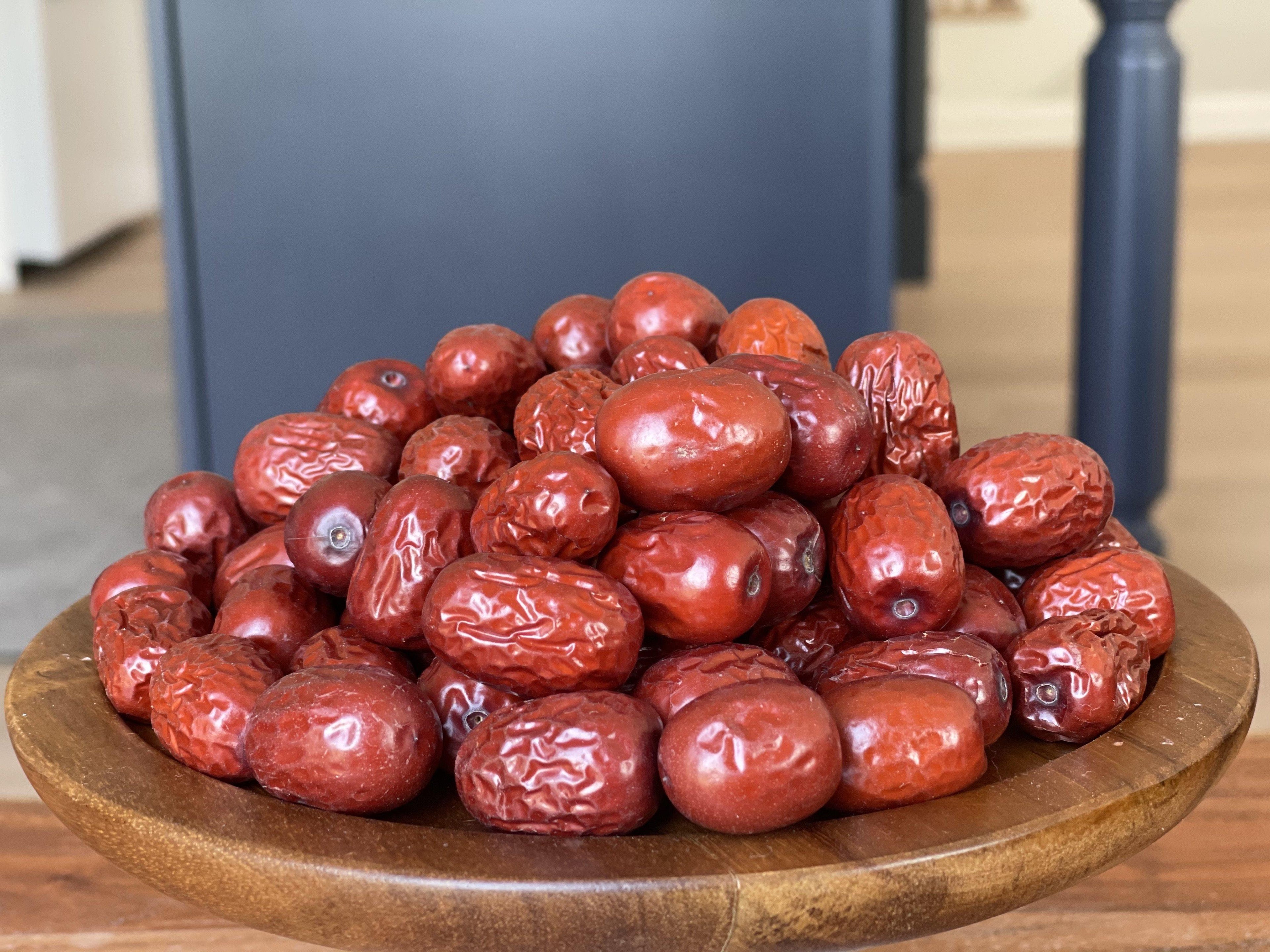 Jujube - Ameen  red date - Chinese date - Ziziphus jujuba - فاكهة عناب
